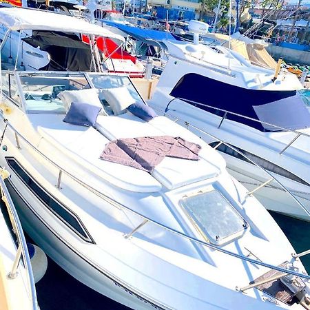 Barco Sihnny - Puerto Colon Hotel Адехе Екстериор снимка