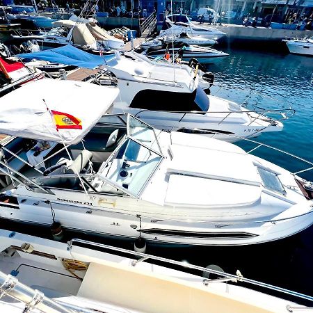 Barco Sihnny - Puerto Colon Hotel Адехе Екстериор снимка